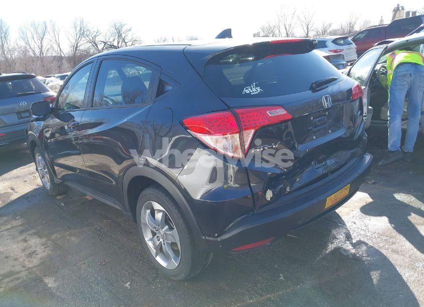 Photo 3 of 2018 Honda Hr-v LX (VIN 3CZRU6H36JG718236)