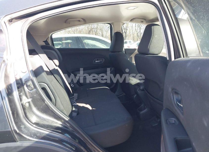 Photo 8 of 2018 Honda Hr-v LX (VIN 3CZRU6H36JG718236)