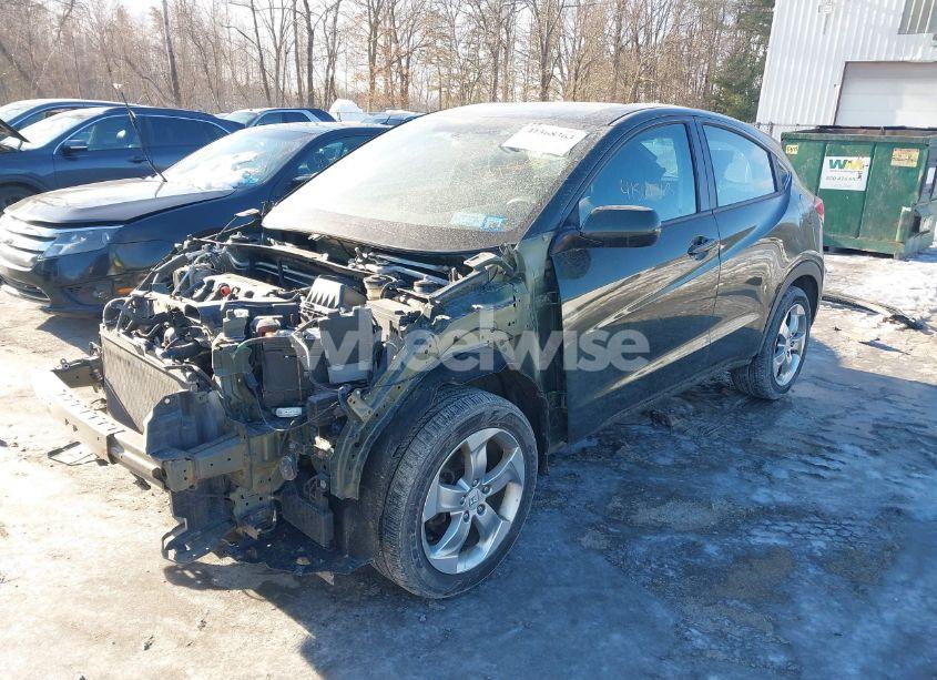 Photo 2 of 2018 Honda Hr-v LX (VIN 3CZRU6H36JM703544)