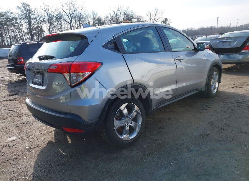 Photo 4 of 2019 Honda Hr-v LX (VIN 3CZRU6H36KG710994)