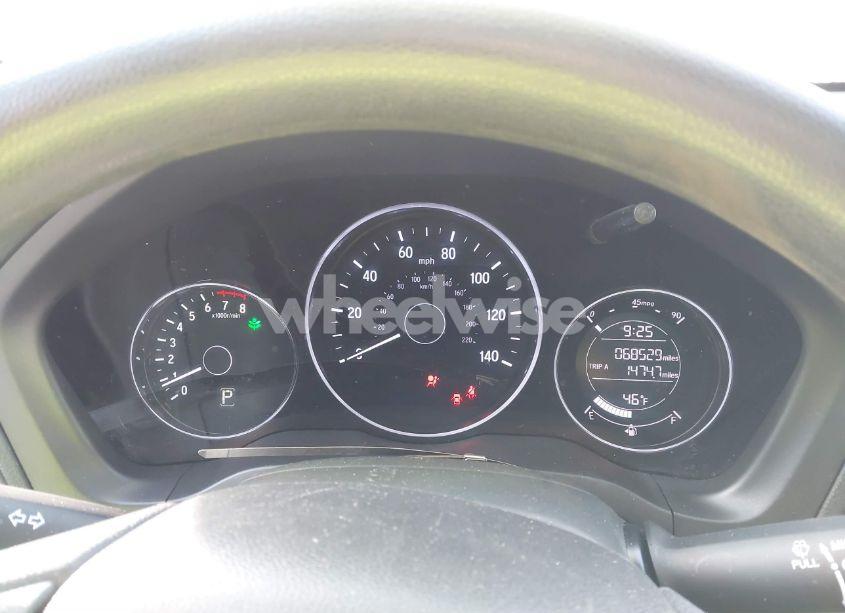 Photo 7 of 2019 Honda Hr-v LX (VIN 3CZRU6H36KG710994)