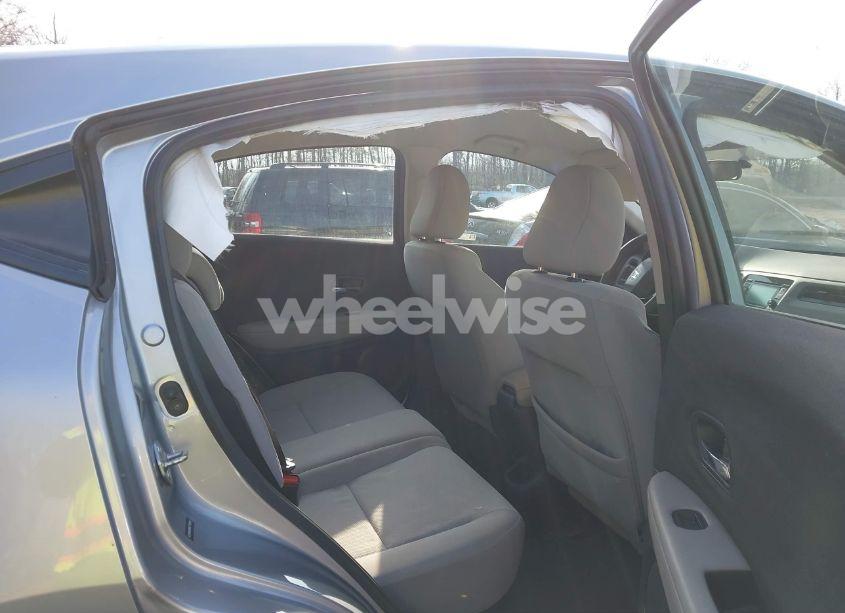 Photo 8 of 2019 Honda Hr-v LX (VIN 3CZRU6H36KG710994)