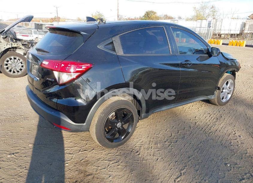 Photo 4 of 2019 Honda Hr-v LX (VIN 3CZRU6H36KG727293)