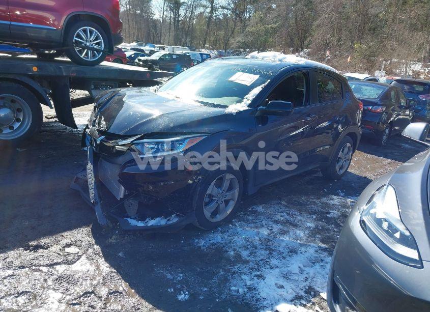 Photo 2 of 2020 Honda Hr-v AWD LX (VIN 3CZRU6H36LM710920)