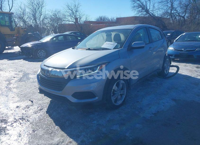 Photo 2 of 2020 Honda Hr-v AWD LX (VIN 3CZRU6H36LM738605)