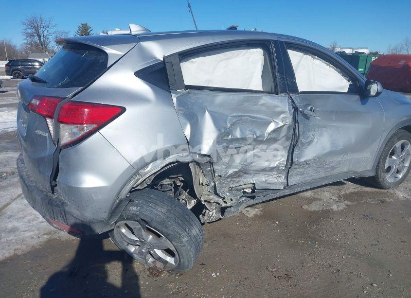 Photo 6 of 2020 Honda Hr-v AWD LX (VIN 3CZRU6H36LM738605)