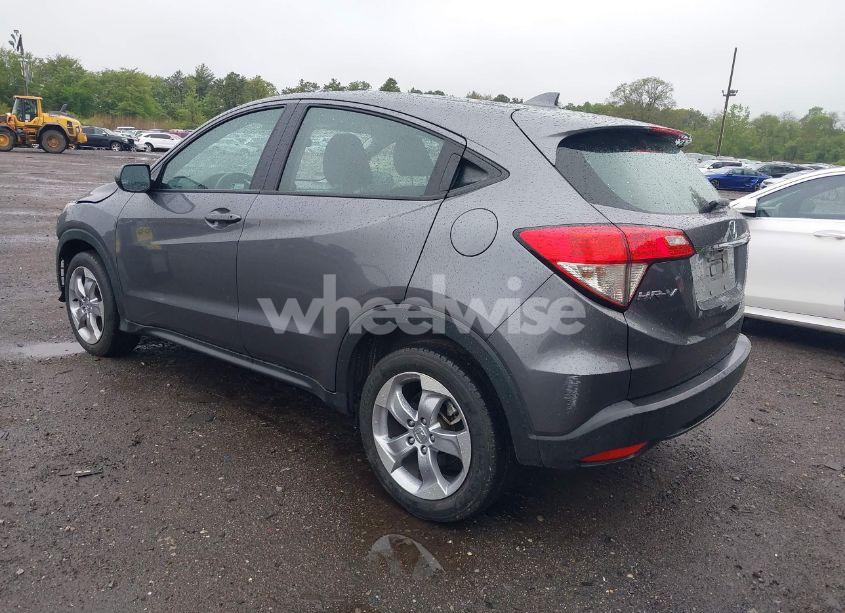 Photo 3 of 2021 Honda Hr-v AWD LX (VIN 3CZRU6H36MM722681)