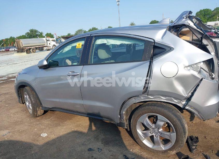 Photo 15 of 2021 Honda Hr-v AWD LX (VIN 3CZRU6H36MM739710)