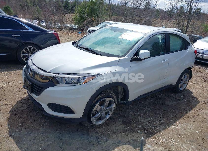 Photo 2 of 2021 Honda Hr-v AWD LX (VIN 3CZRU6H36MM751260)