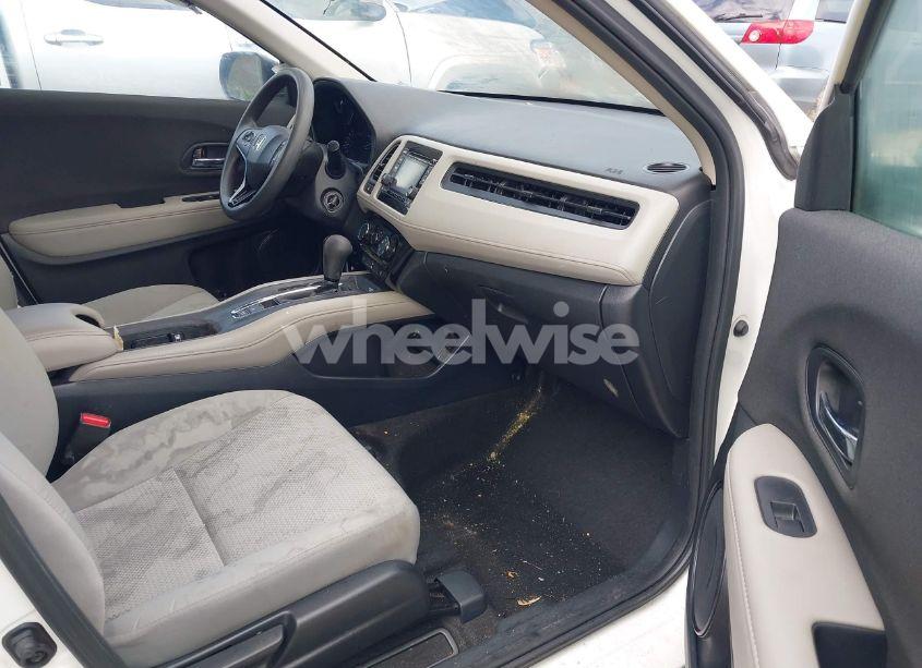 Photo 5 of 2021 Honda Hr-v AWD LX (VIN 3CZRU6H36MM751260)