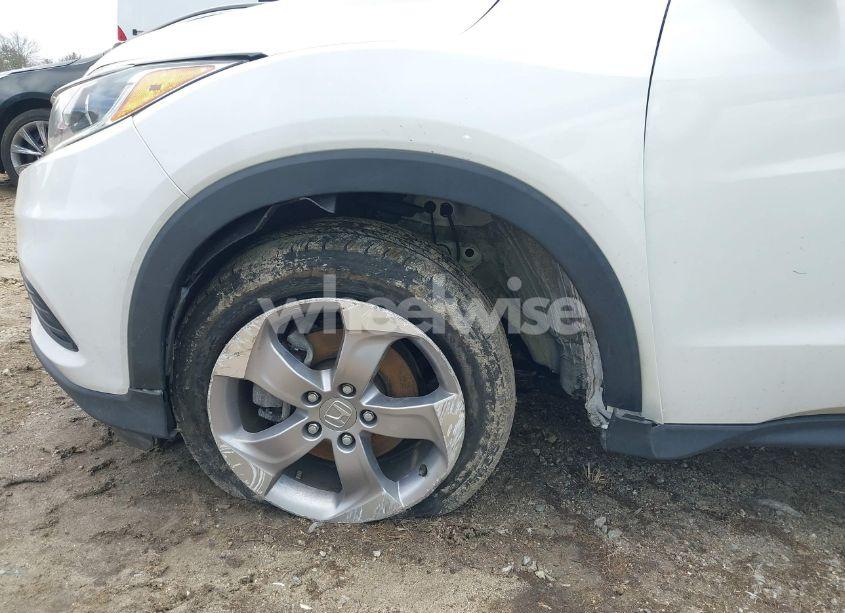 Photo 6 of 2021 Honda Hr-v AWD LX (VIN 3CZRU6H36MM751260)