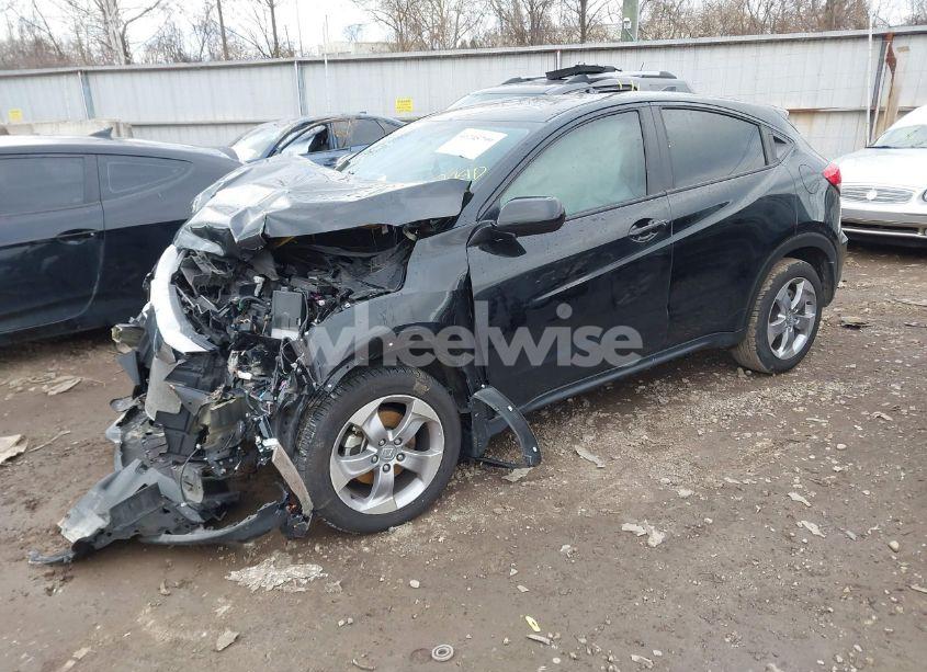 Photo 2 of 2022 Honda Hr-v AWD LX (VIN 3CZRU6H36NM700682)