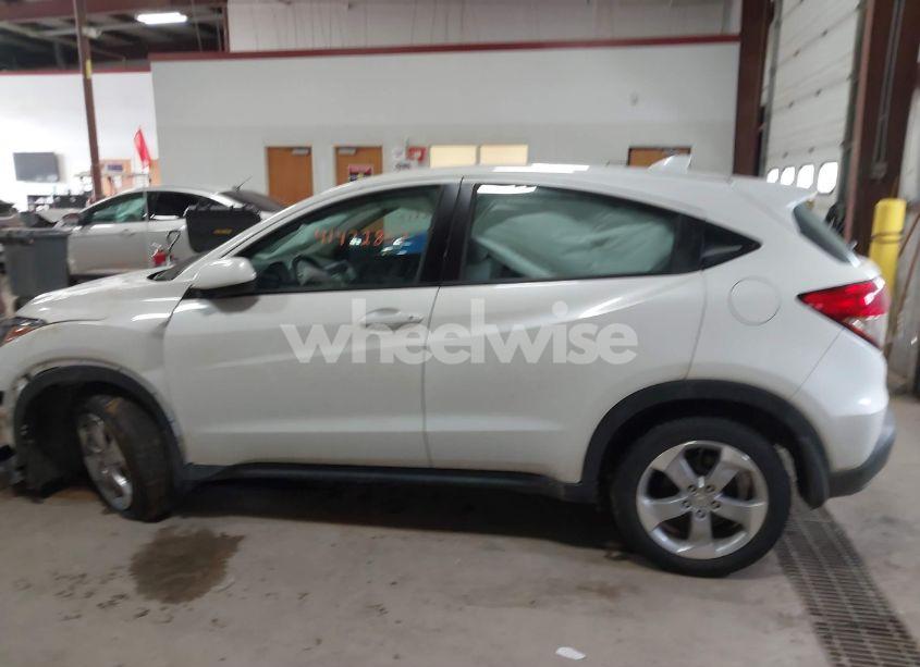 Photo 14 of 2022 Honda Hr-v AWD LX (VIN 3CZRU6H36NM742320)