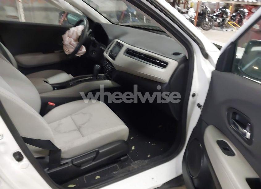 Photo 5 of 2022 Honda Hr-v AWD LX (VIN 3CZRU6H36NM742320)