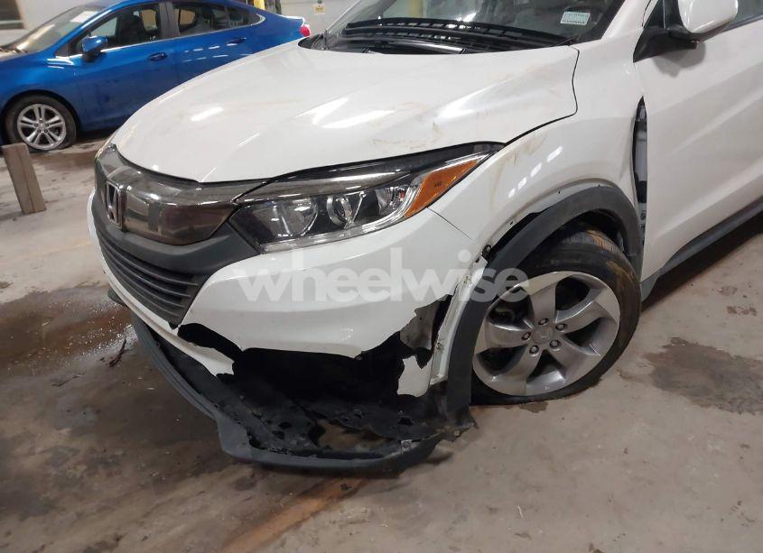 Photo 6 of 2022 Honda Hr-v AWD LX (VIN 3CZRU6H36NM742320)