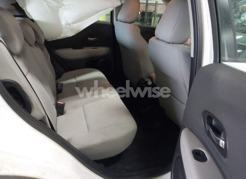 Photo 8 of 2022 Honda Hr-v AWD LX (VIN 3CZRU6H36NM742320)