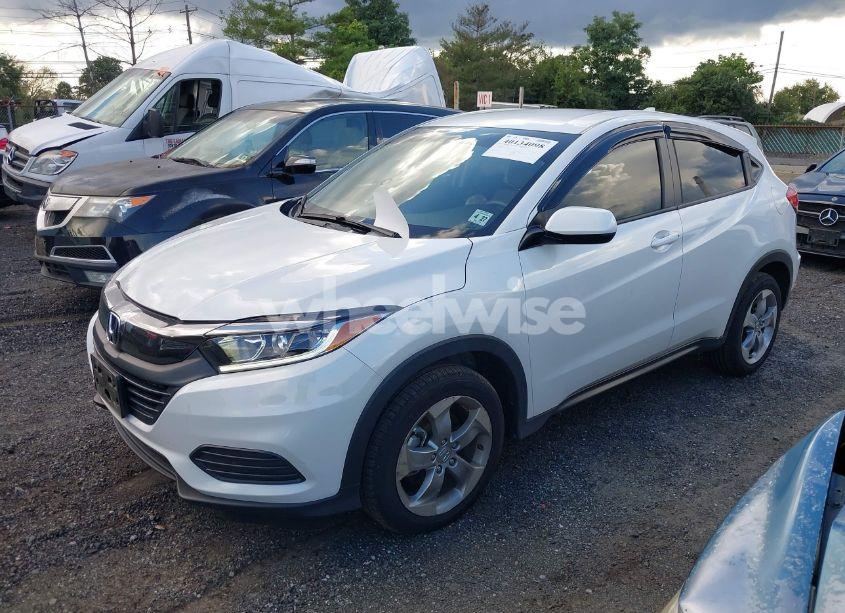 Photo 2 of 2022 Honda Hr-v AWD LX (VIN 3CZRU6H36NM765967)