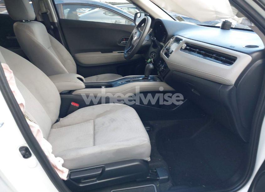 Photo 5 of 2022 Honda Hr-v AWD LX (VIN 3CZRU6H36NM765967)