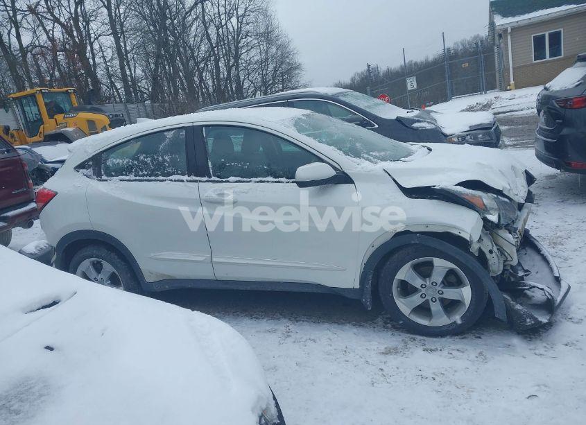 Photo 13 of 2016 Honda Hr-v LX (VIN 3CZRU6H37GM711693)