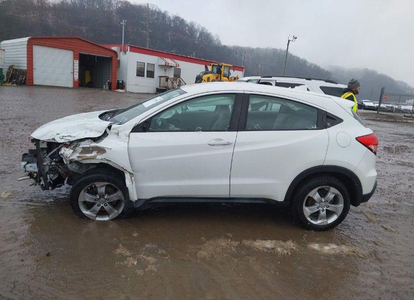 Photo 14 of 2016 Honda Hr-v LX (VIN 3CZRU6H37GM736805)