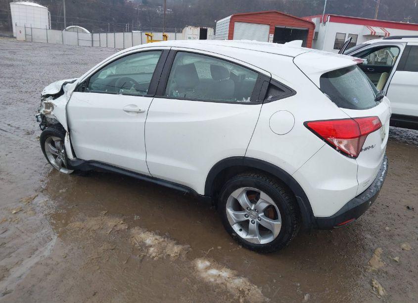 Photo 3 of 2016 Honda Hr-v LX (VIN 3CZRU6H37GM736805)