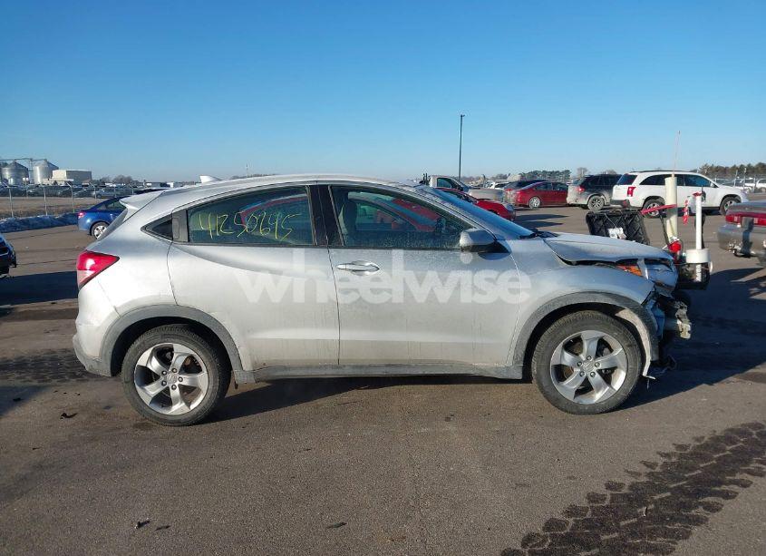 Photo 14 of 2016 Honda Hr-v LX (VIN 3CZRU6H37GM742233)