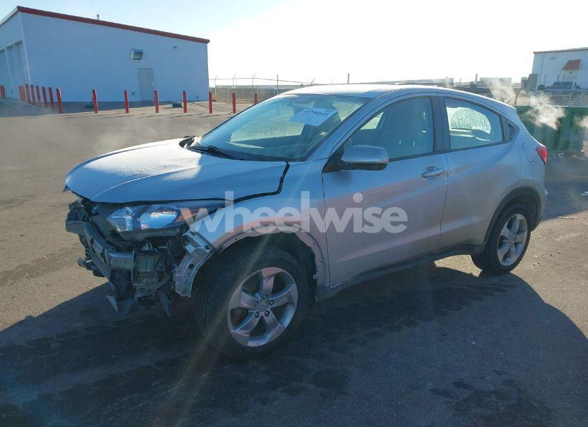 Photo 2 of 2016 Honda Hr-v LX (VIN 3CZRU6H37GM742233)