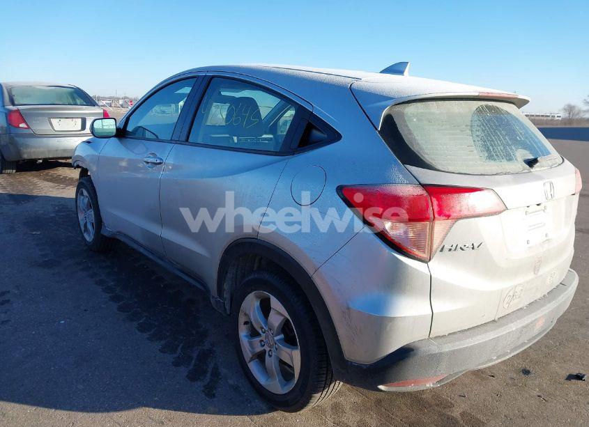 Photo 3 of 2016 Honda Hr-v LX (VIN 3CZRU6H37GM742233)