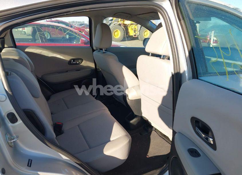 Photo 8 of 2016 Honda Hr-v LX (VIN 3CZRU6H37GM742233)