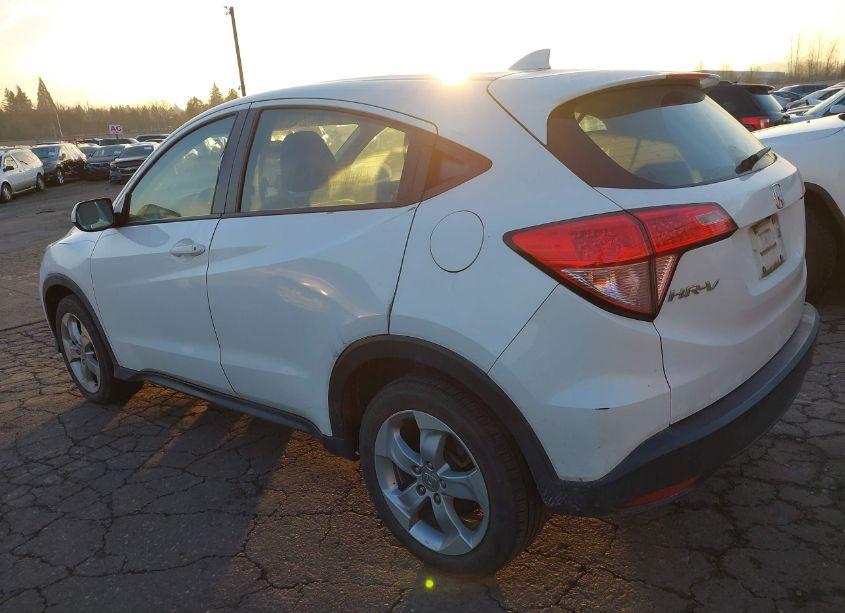 Photo 6 of 2016 Honda Hr-v LX (VIN 3CZRU6H37GM744872)