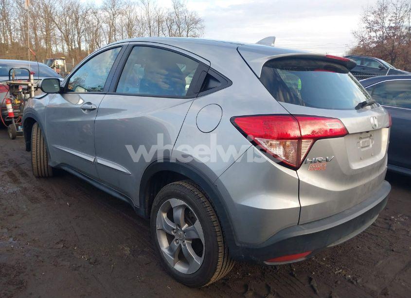 Photo 3 of 2018 Honda Hr-v LX (VIN 3CZRU6H37JG721789)