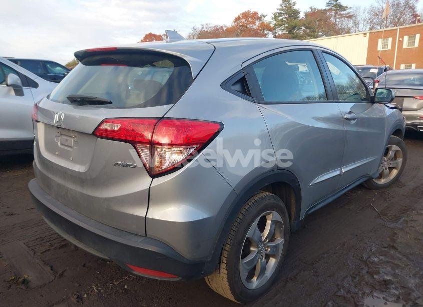 Photo 4 of 2018 Honda Hr-v LX (VIN 3CZRU6H37JG721789)