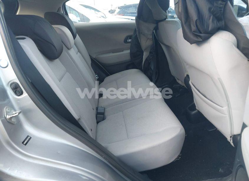 Photo 8 of 2018 Honda Hr-v LX (VIN 3CZRU6H37JG721789)