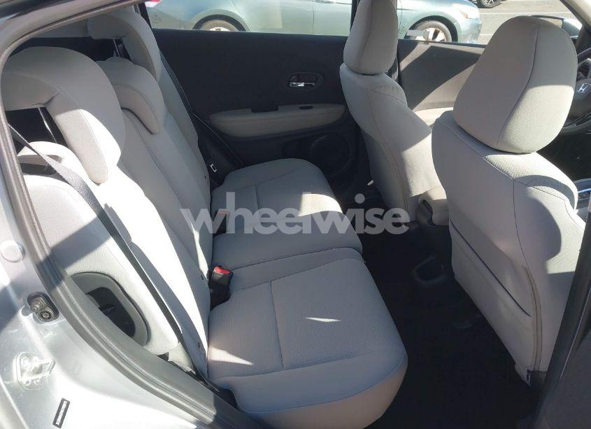 Photo 8 of 2019 Honda Hr-v LX (VIN 3CZRU6H37KG705075)