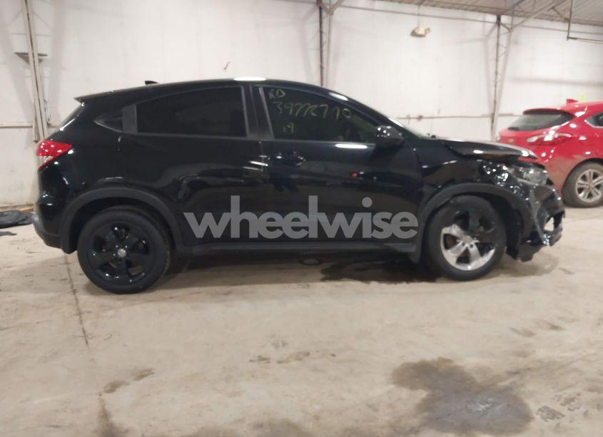 Photo 13 of 2019 Honda Hr-v LX (VIN 3CZRU6H37KG721700)