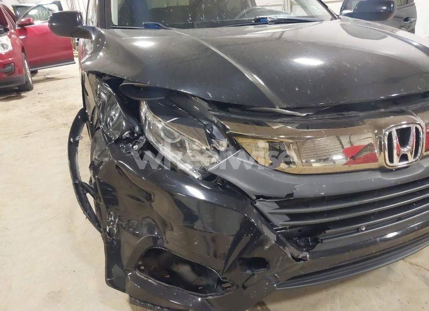 Photo 6 of 2019 Honda Hr-v LX (VIN 3CZRU6H37KG721700)