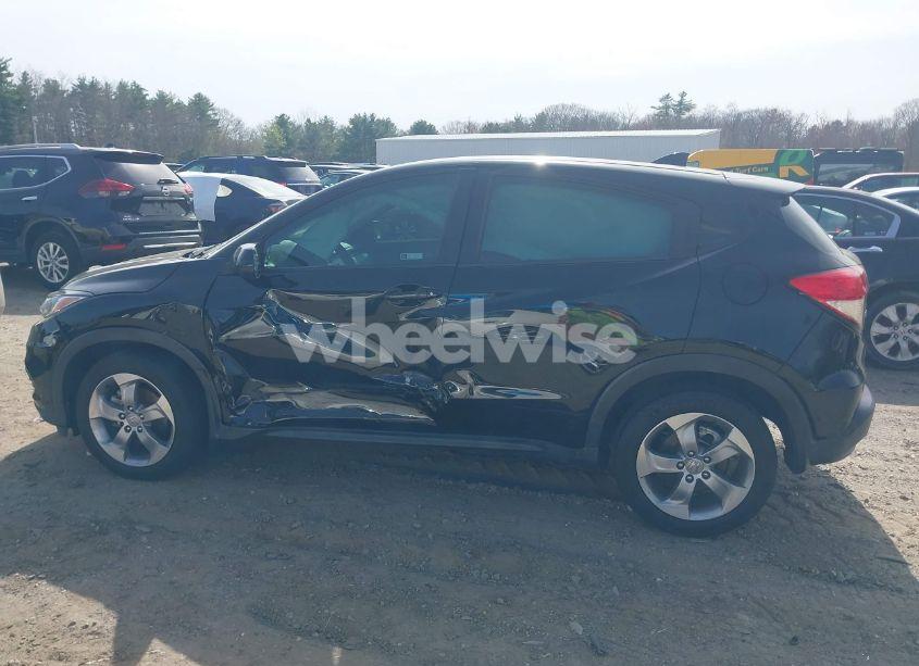 Photo 6 of 2019 Honda Hr-v LX (VIN 3CZRU6H37KG726234)