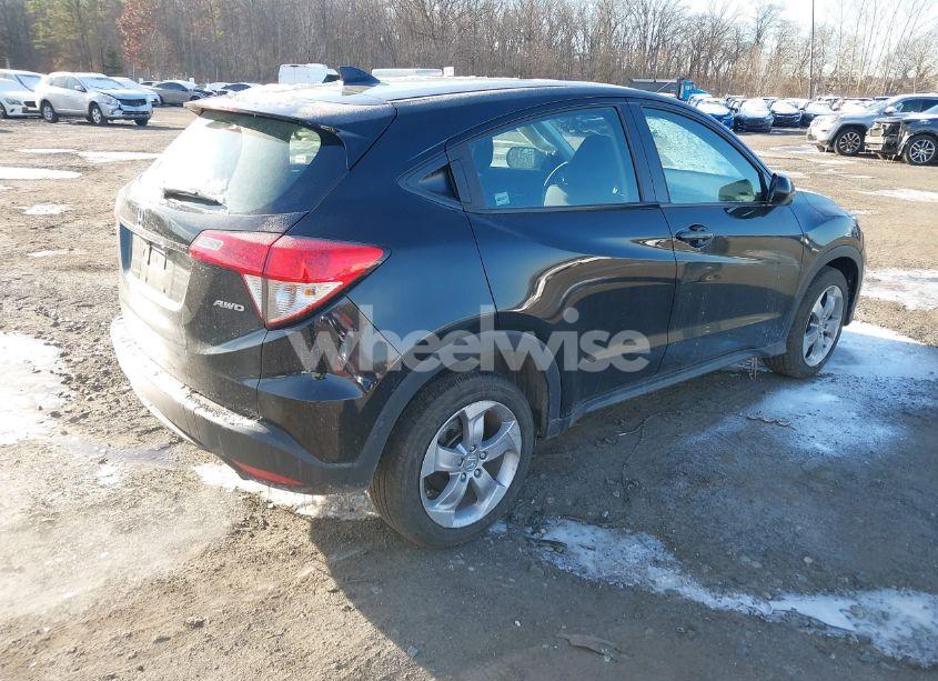 Photo 4 of 2019 Honda Hr-v LX (VIN 3CZRU6H37KG732437)