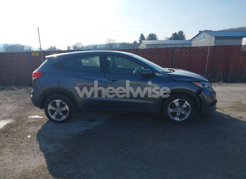 Photo 13 of 2020 Honda Hr-v AWD LX (VIN 3CZRU6H37LG702176)