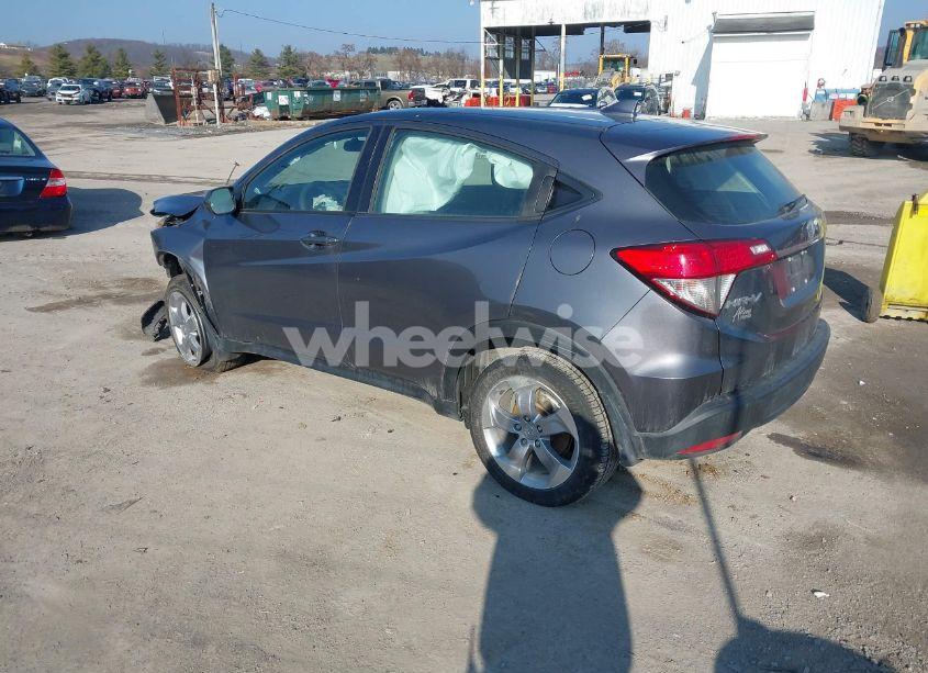 Photo 3 of 2020 Honda Hr-v AWD LX (VIN 3CZRU6H37LG702176)