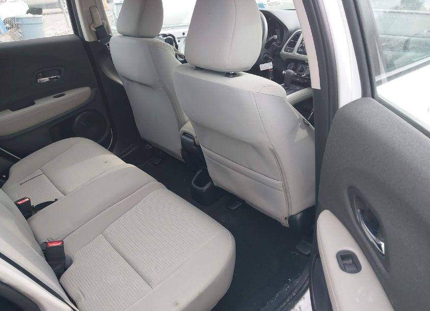 Photo 8 of 2020 Honda Hr-v AWD LX (VIN 3CZRU6H37LM711784)