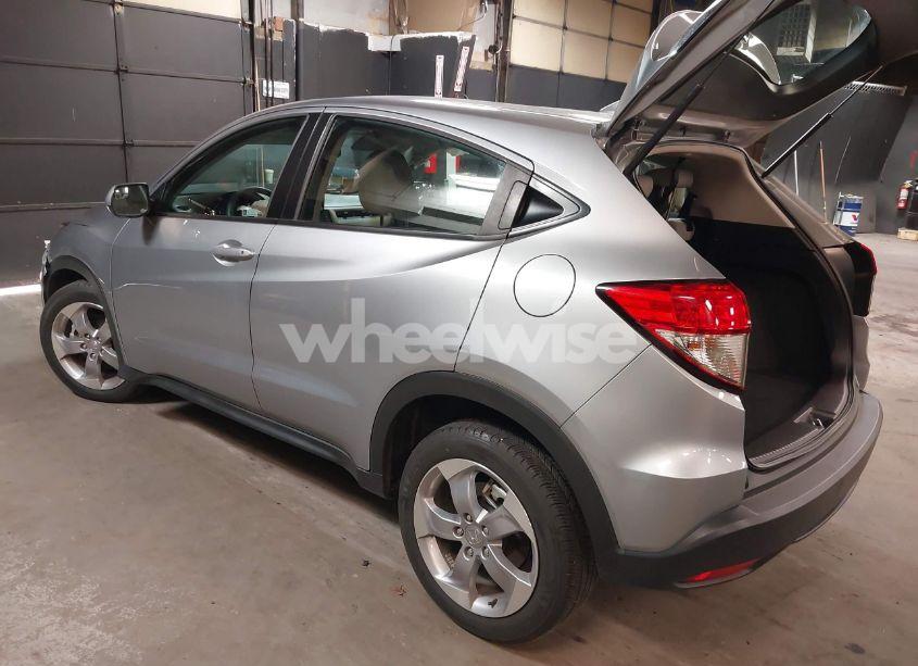 Photo 3 of 2021 Honda Hr-v AWD LX (VIN 3CZRU6H37MM718266)
