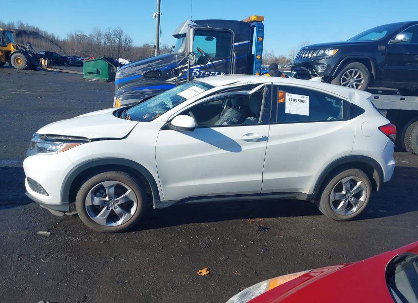 Photo 14 of 2021 Honda Hr-v AWD LX (VIN 3CZRU6H37MM742602)