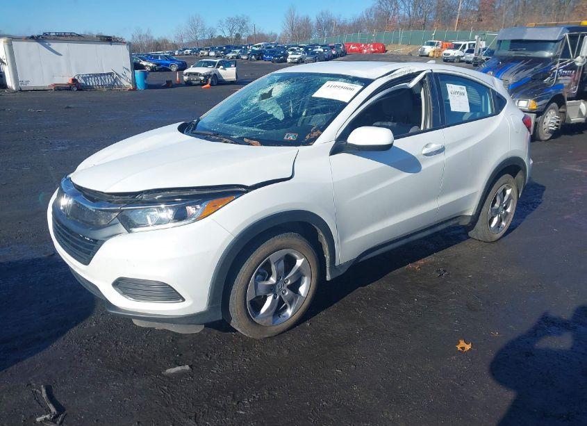 Photo 2 of 2021 Honda Hr-v AWD LX (VIN 3CZRU6H37MM742602)