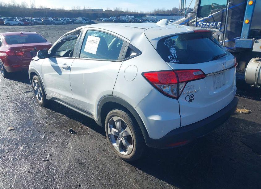 Photo 3 of 2021 Honda Hr-v AWD LX (VIN 3CZRU6H37MM742602)