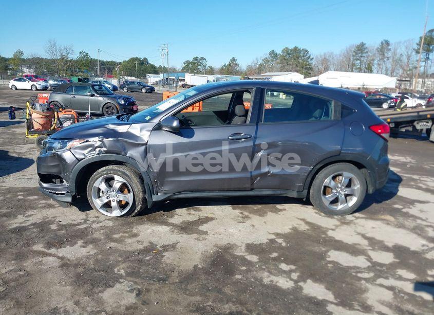 Photo 14 of 2021 Honda Hr-v AWD LX (VIN 3CZRU6H37MM743555)