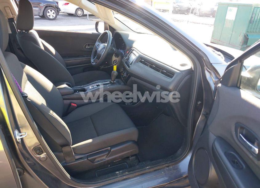 Photo 5 of 2021 Honda Hr-v AWD LX (VIN 3CZRU6H37MM743555)