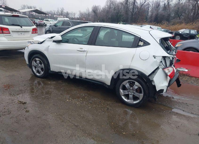 Photo 3 of 2022 Honda Hr-v AWD LX (VIN 3CZRU6H37NM722979)