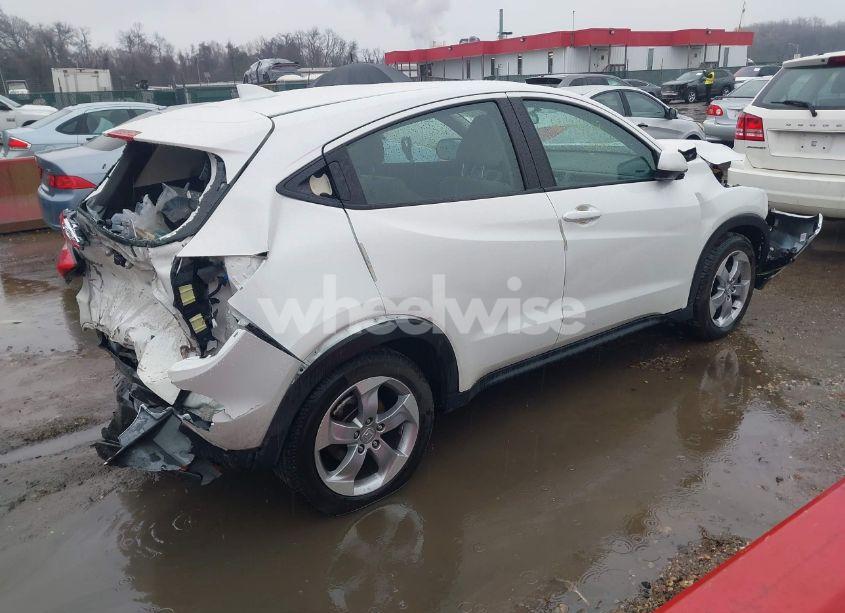 Photo 4 of 2022 Honda Hr-v AWD LX (VIN 3CZRU6H37NM722979)