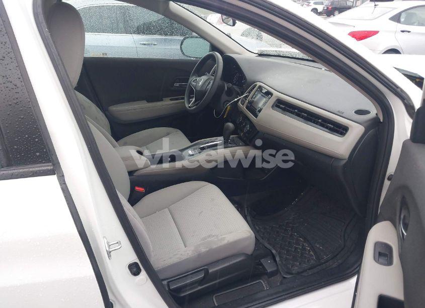 Photo 5 of 2022 Honda Hr-v AWD LX (VIN 3CZRU6H37NM722979)